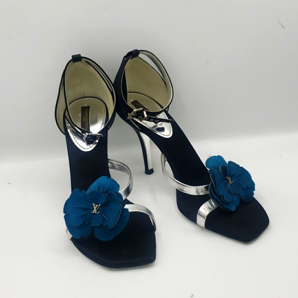 LOUIS VUITTON SIZE 39 OR US 9 COLOR BLACK SATIN SILVER LEATHER AQUA BLUE USED 2X